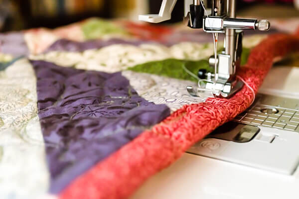 How to choose a sewing machine for quilting