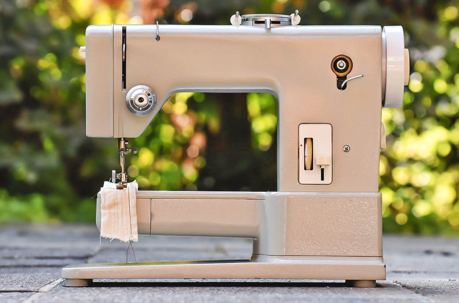 used commercial sewing machine for sale        <h3 class=