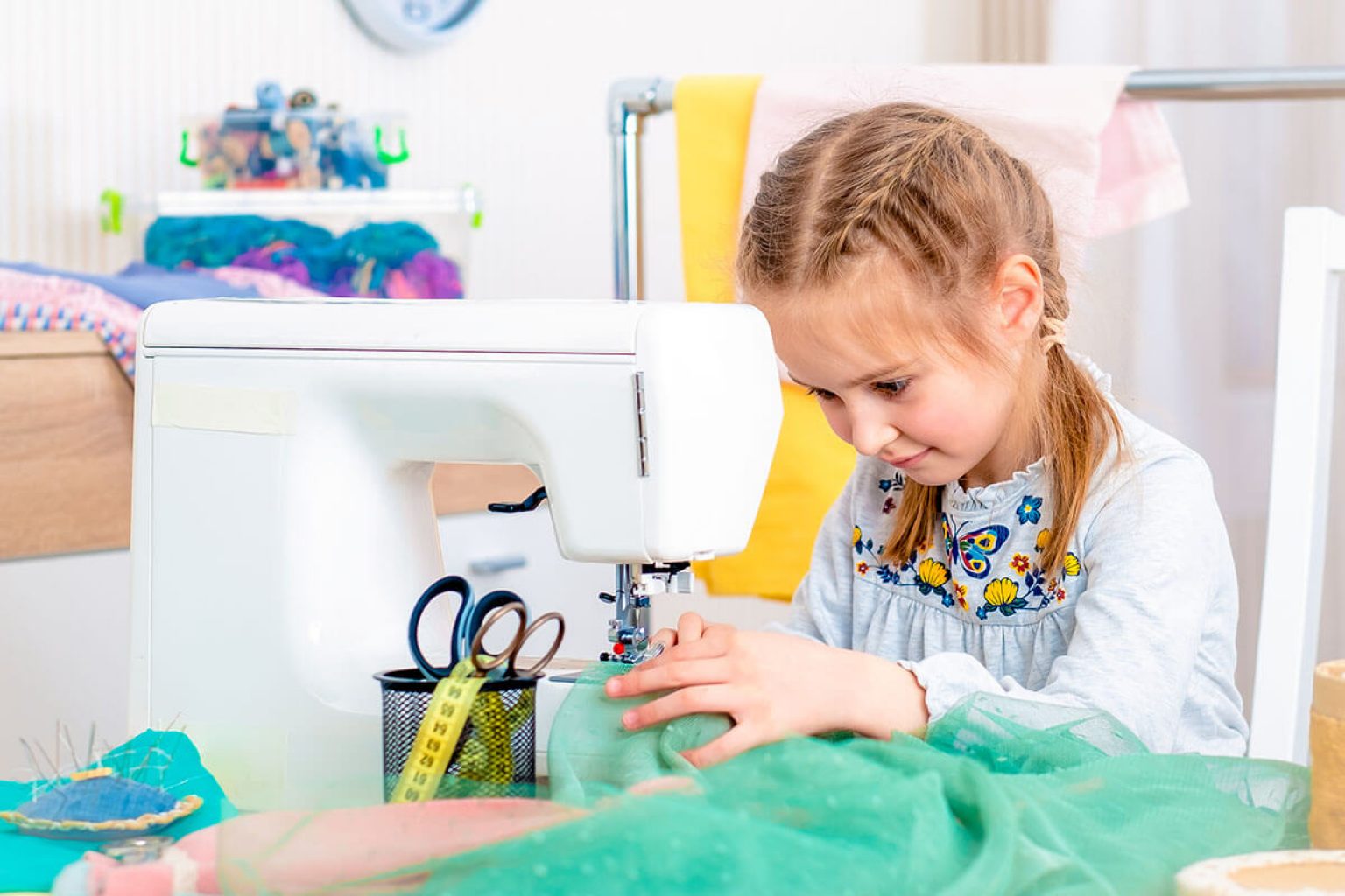 7 Best Sewing Machine for Kids in 2024 - Sewing Machine Zone